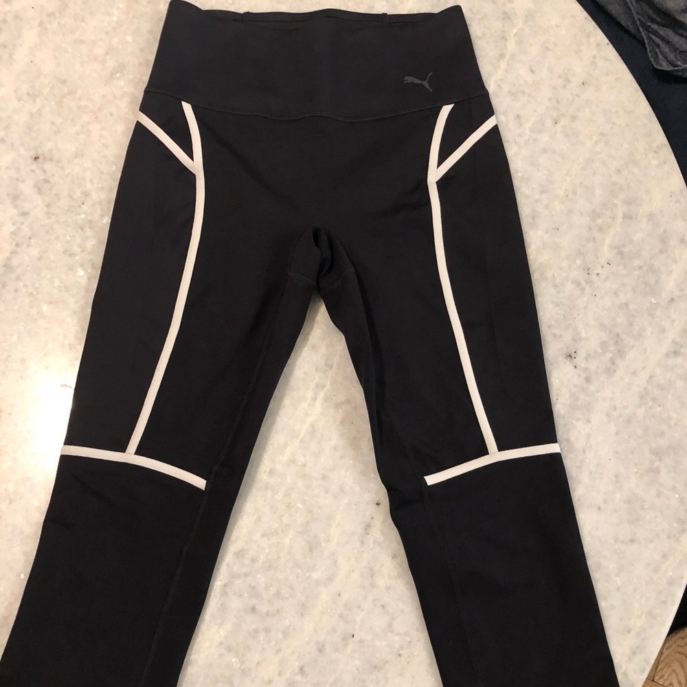 Puma Powershape DryCell Cropped Leggings Size S - Picture 3 of 8